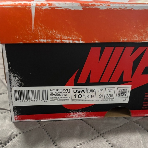Jordan Air Jordan 1 Retro High OG - Red and Black